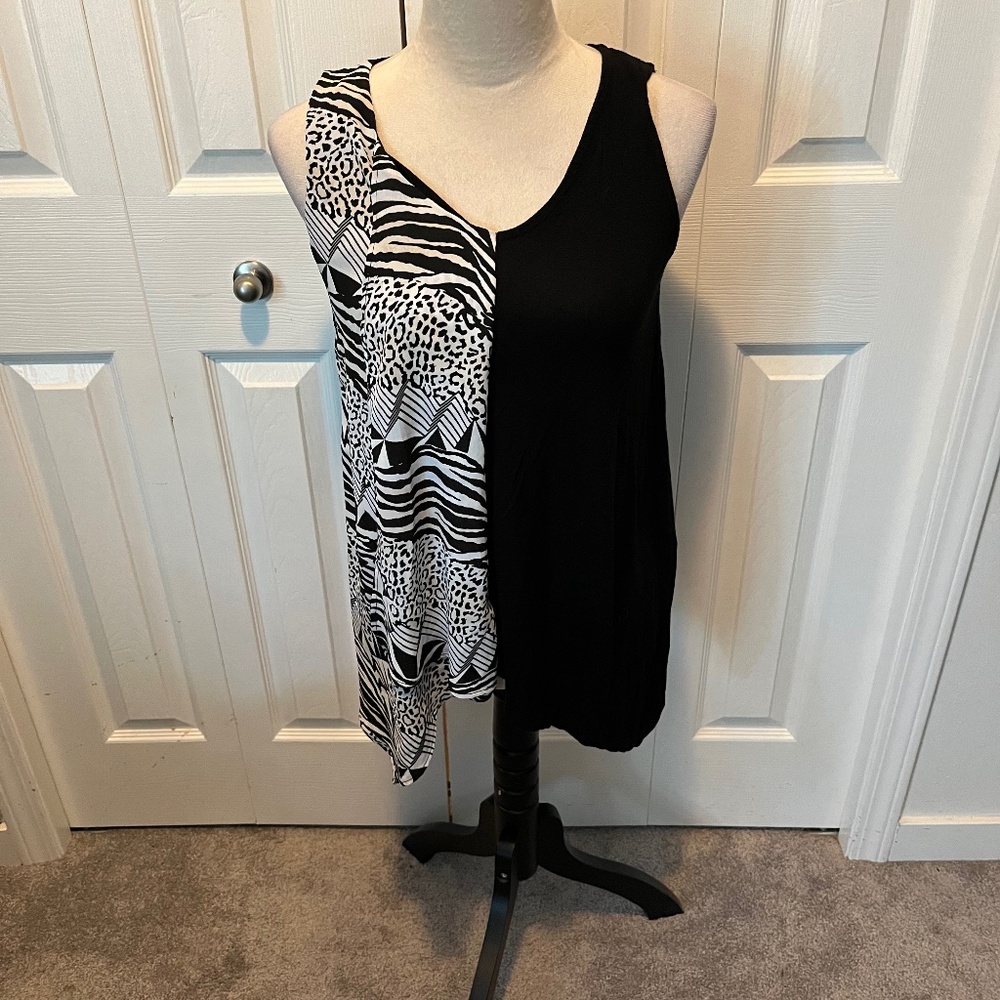 August Silk size S top